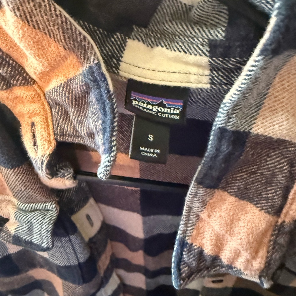 Patagonia Checkered Cotton Shirt in Peach and Navy